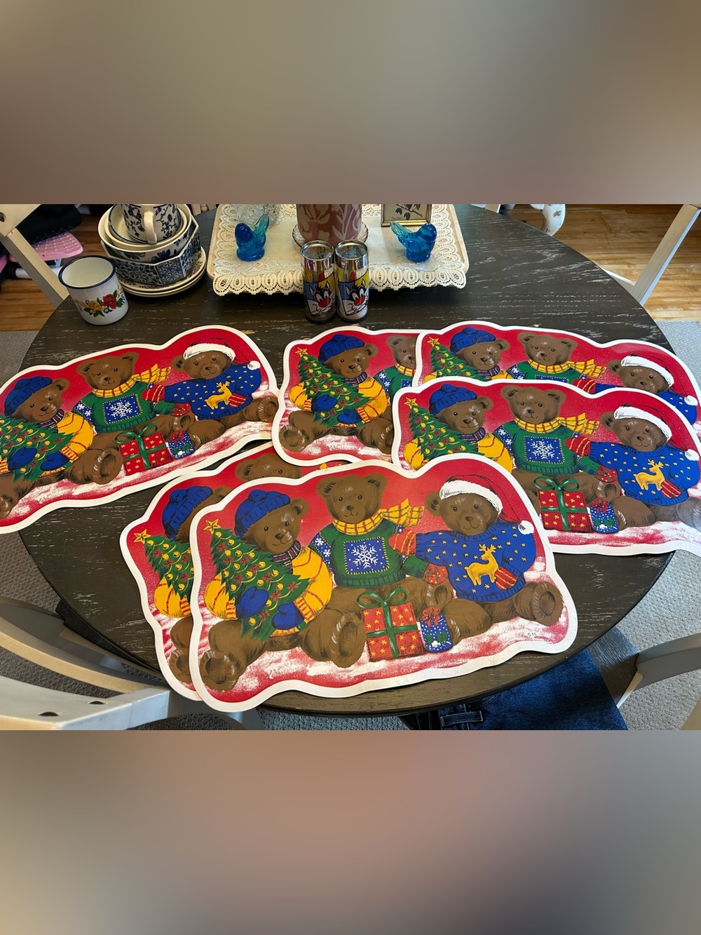 Vintage Cottagecore vinyl Christmas Placemats with bears. Set of 6.